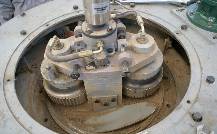 鋸末午夜美女福利视频圖片