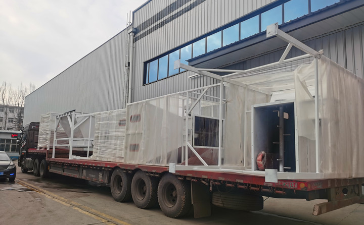 生物質午夜美女福利视频生產線裝車完成，準備發貨