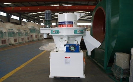 新型秸稈午夜美女福利视频