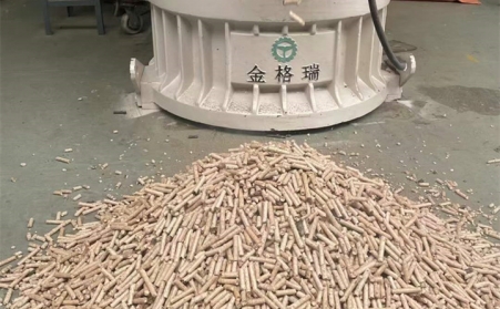 很多人還是不解為什麽要使用生物質午夜美女福利视频加工的顆粒燃料